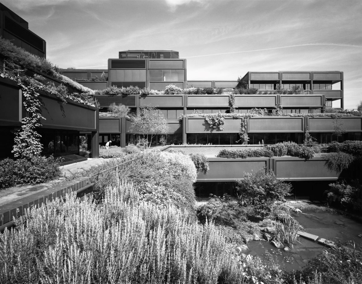 Gateway House, Wiggins Teape
Credit: RIBA Collections
Photographer: Martin Charles