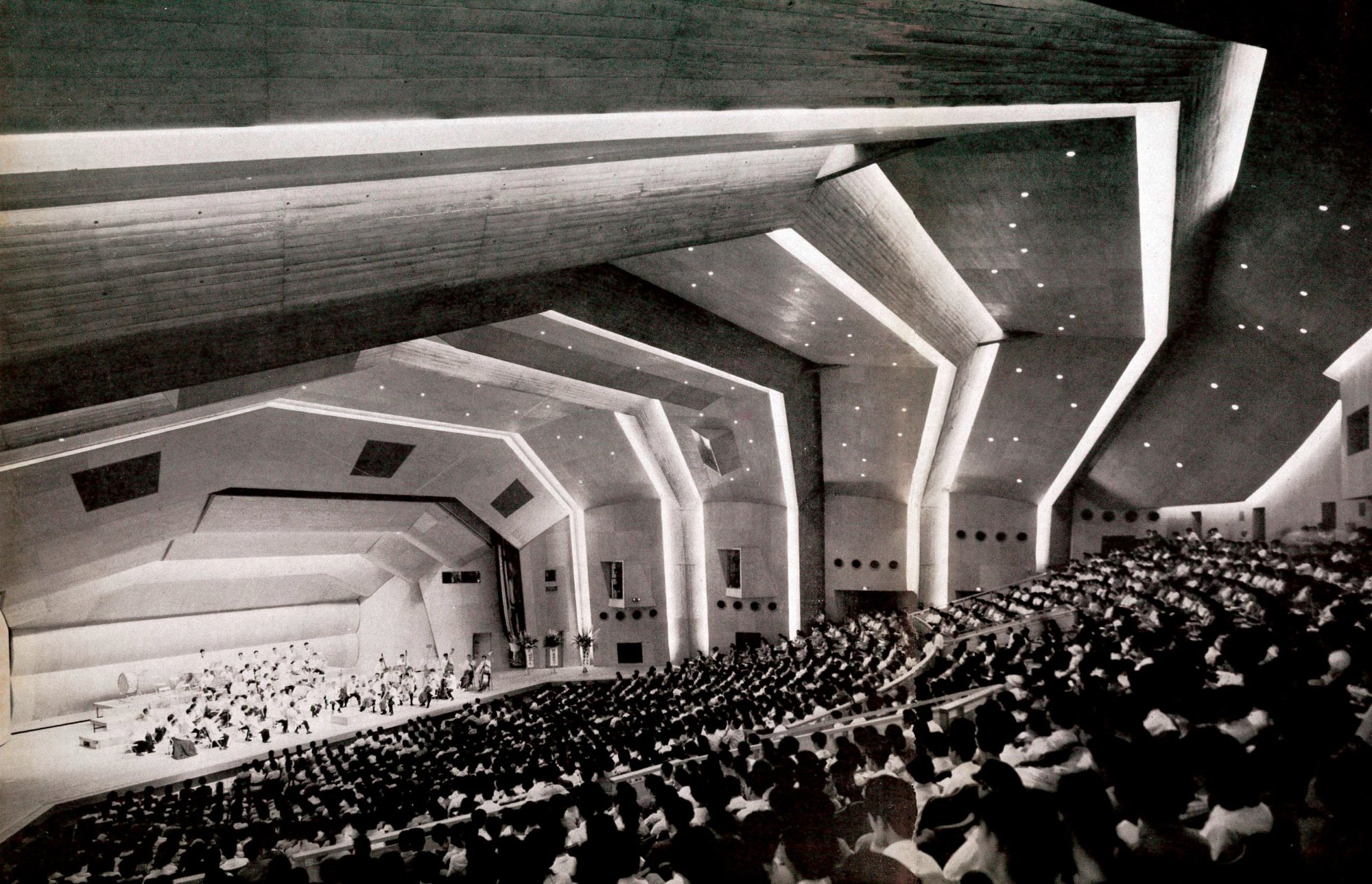 Above image: Concert hall at the Gunma Music Centre Takasaki 1961
©Kitazawa-Archives.jpg

