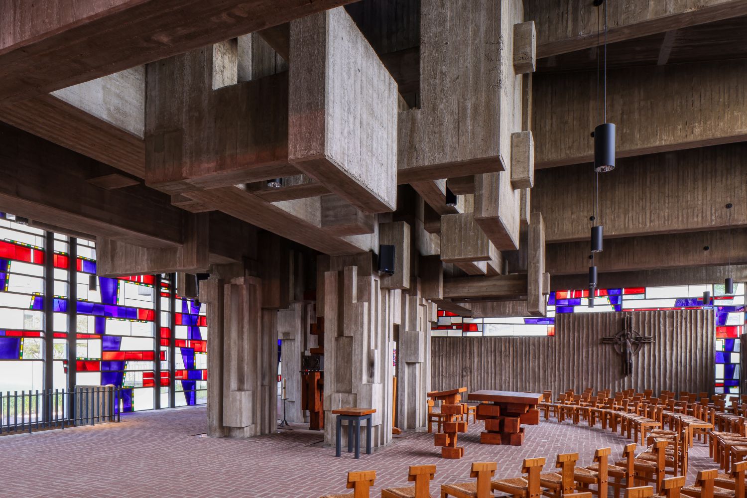 Kirche Johannes XXIII (Church for Catholic Students), Berrenrather Strasse, Cologne; by Josef Rikus and Heinz Buchmann 1969. Photo by John East.