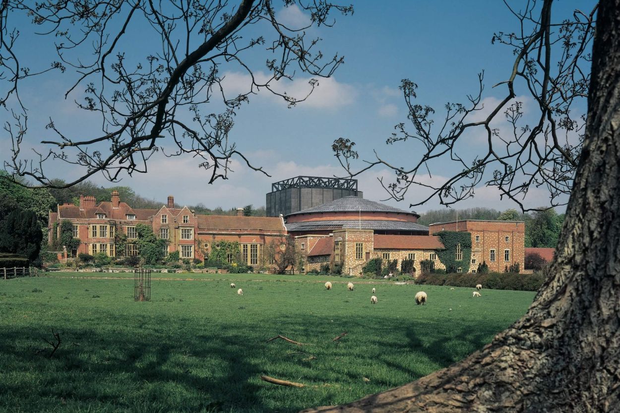 Glyndebourne Opera House, 1994. Photo courtesy Hopkins Architects.